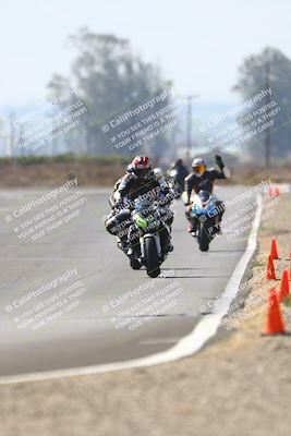 media/Sep-20-2025-TrackDaz (Sat) [[27f0cde673]]/B Group/220pm (Turn 9)/